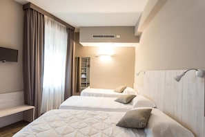 Classic Triple Room, Mountain View | Down comforters, minibar, in-room safe, desk