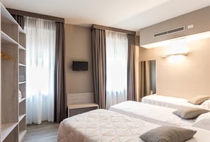 Classic Triple Room, Mountain View | Down duvets, minibar, in-room safe, desk