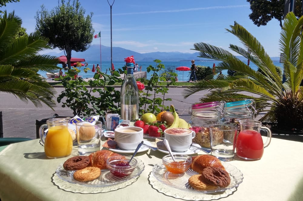 Hotel Riviera