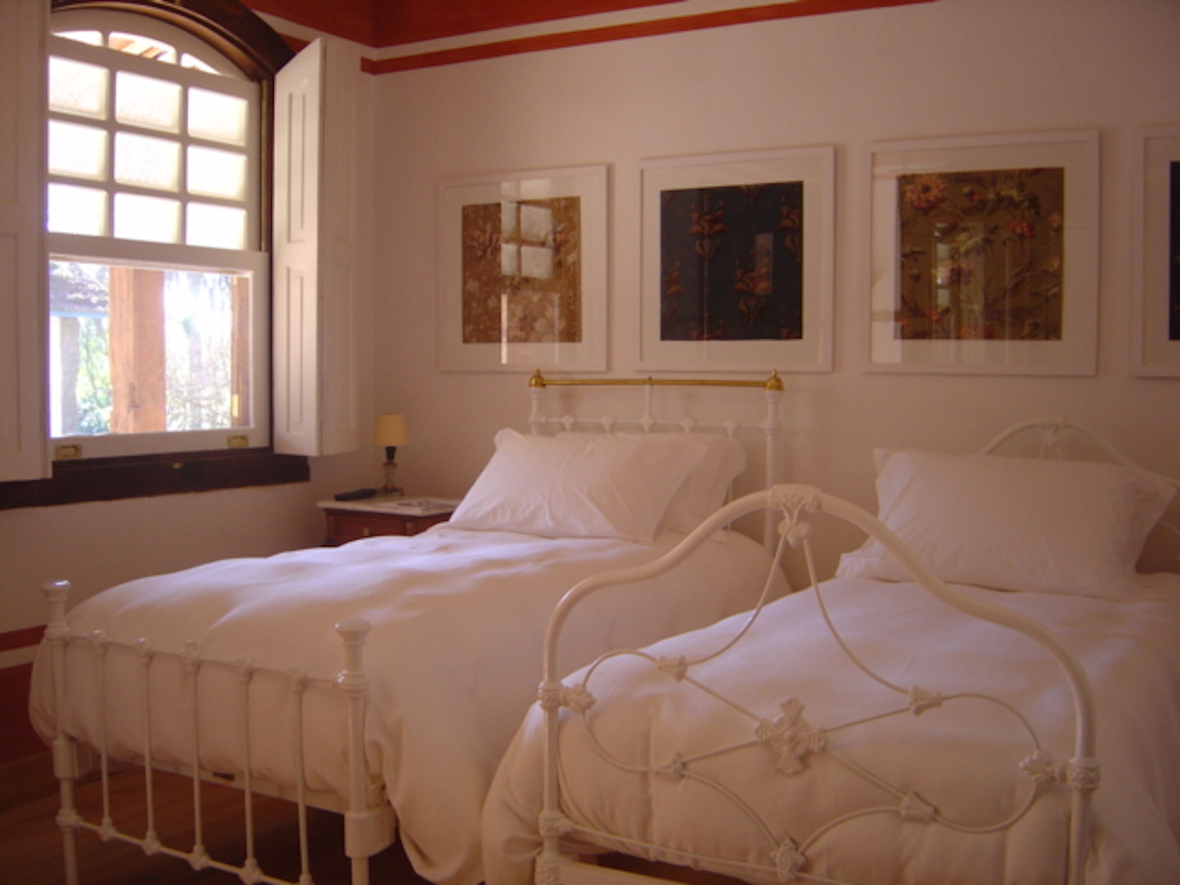 Premium bedding, memory-foam beds, minibar, soundproofing