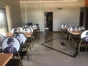 Esmorzar diari continental gratuït