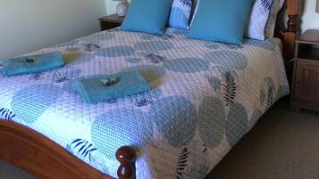 2 Schlafzimmer, Bügeleisen/Bügelbrett, Bettwäsche