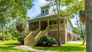 Unclassified image, 5 of 59, button - Charming Island House - PRIVATE HEATED POOL! Great for birding!  (Dauphin Island)