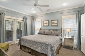 4 bedrooms, desk, iron/ironing board, travel cot