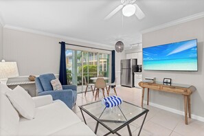 TV, DVD player, stereo, offices - Gulf Resort, Ground Floor – Silver Sands #243 by RVA (Longboat Key)