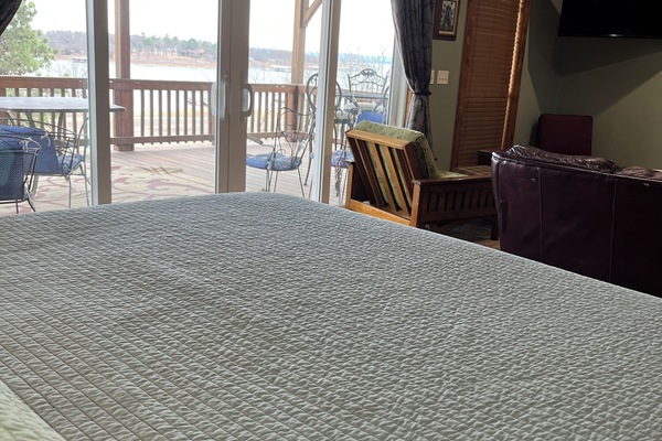 5 soverom, wi-fi (inkludert) og sengetøy