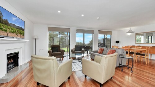 Villa 3br Malbec Villa located within Cypress Lakes Resort