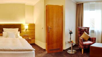 Phòng đơn cơ bản | Bộ đồ giường cao cấp, minibar, két bảo mật tại phòng, bàn