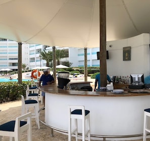 Bar (on property) - Stunning Marbella Condo w/Superb Caribbean Sea Views and Breathtaking Sunsets (Juan Dolio)