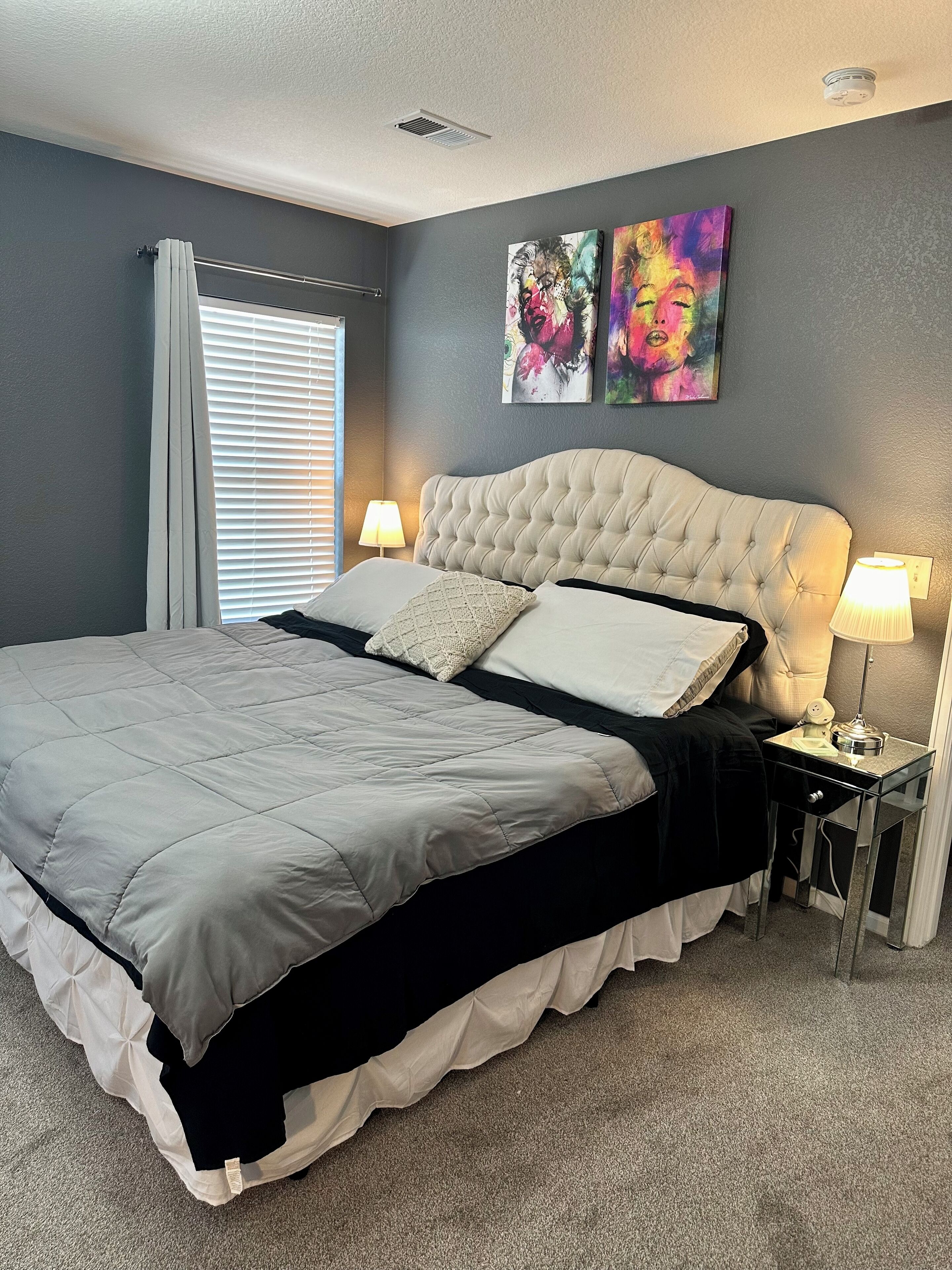 3 bedrooms, desk, iron/ironing board, free WiFi