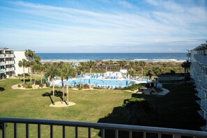 Innenpool, beheizter Pool