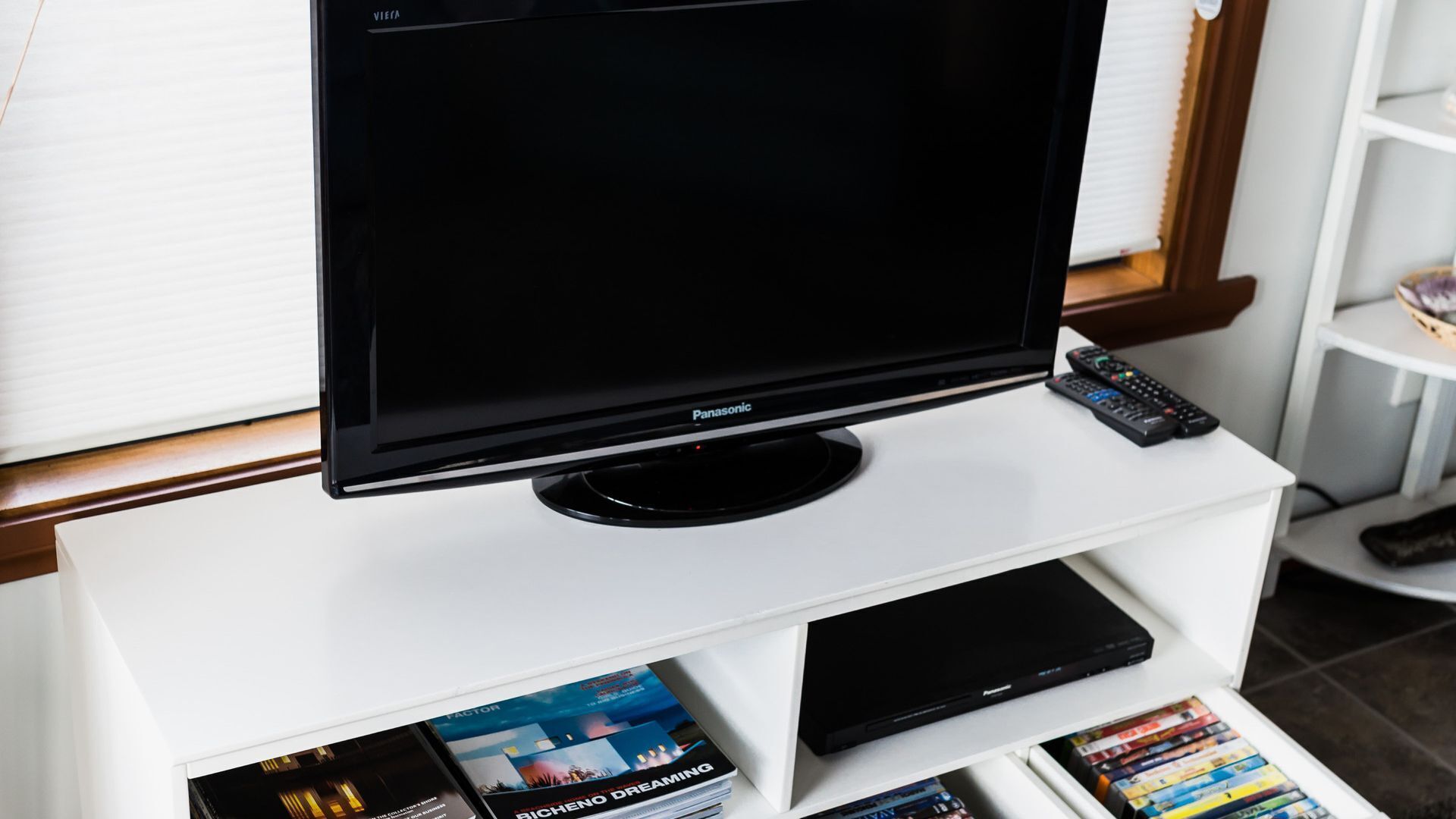 Larus Waterfront Cottage — image 11