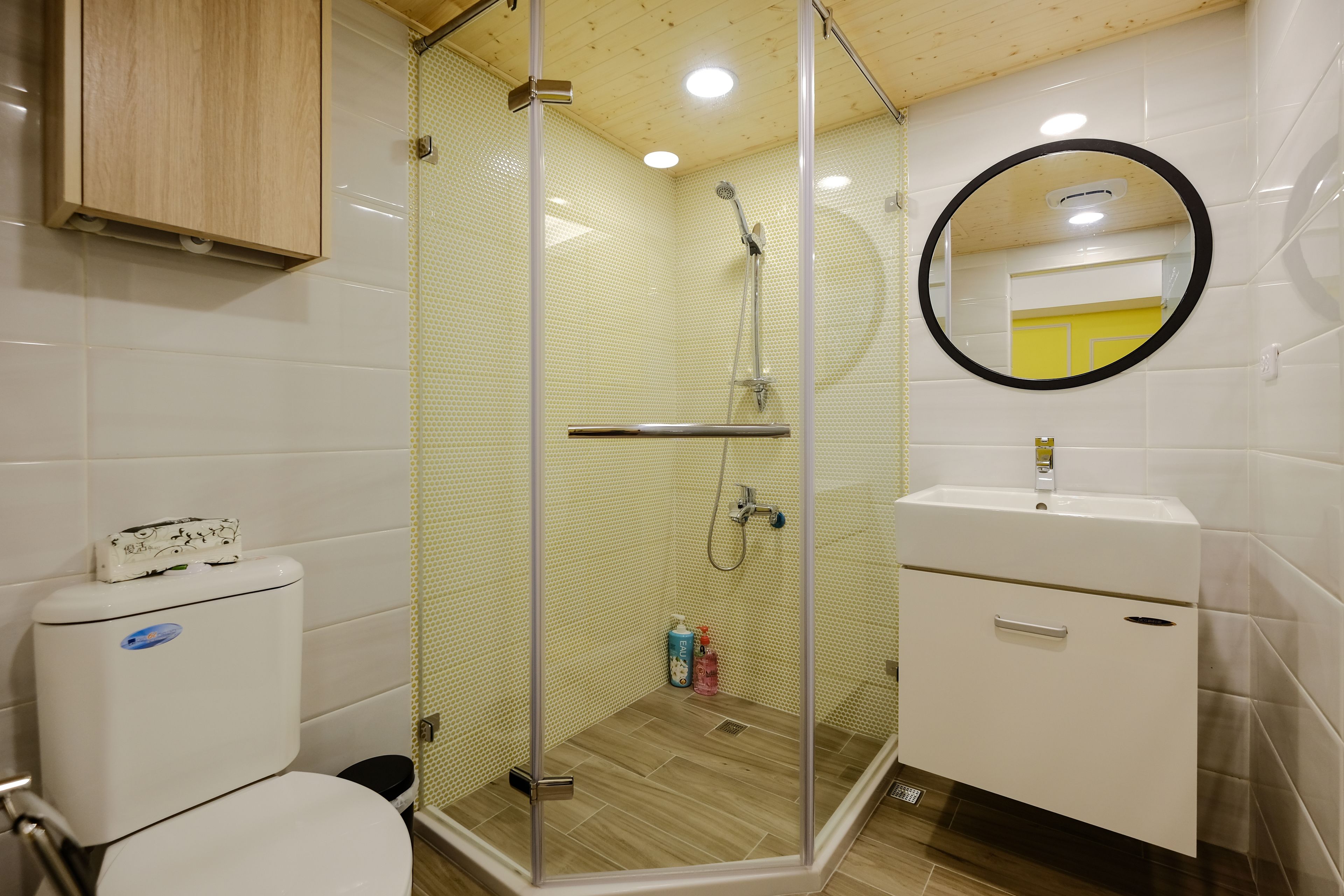 signature double room, 1 bedroom | bathroom | shower, rainfall showerhead, hair dryer, slippers