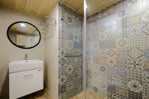 Signature Double Room, 1 Bedroom | Bathroom | Shower, rainfall showerhead, hair dryer, slippers - Color Fun Inn (Kaohsiung)