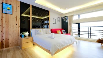 Habitación City doble, 1 habitación | Escritorio, cortinas opacas, tabla de planchar con plancha y wifi gratis