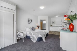 1 bedroom, iron/ironing board, WiFi, bed sheets