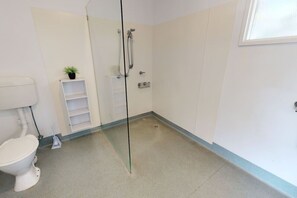 Hair dryer - Studio Apt | Walk-In Shower | CBD | Mibnb (Geelong)