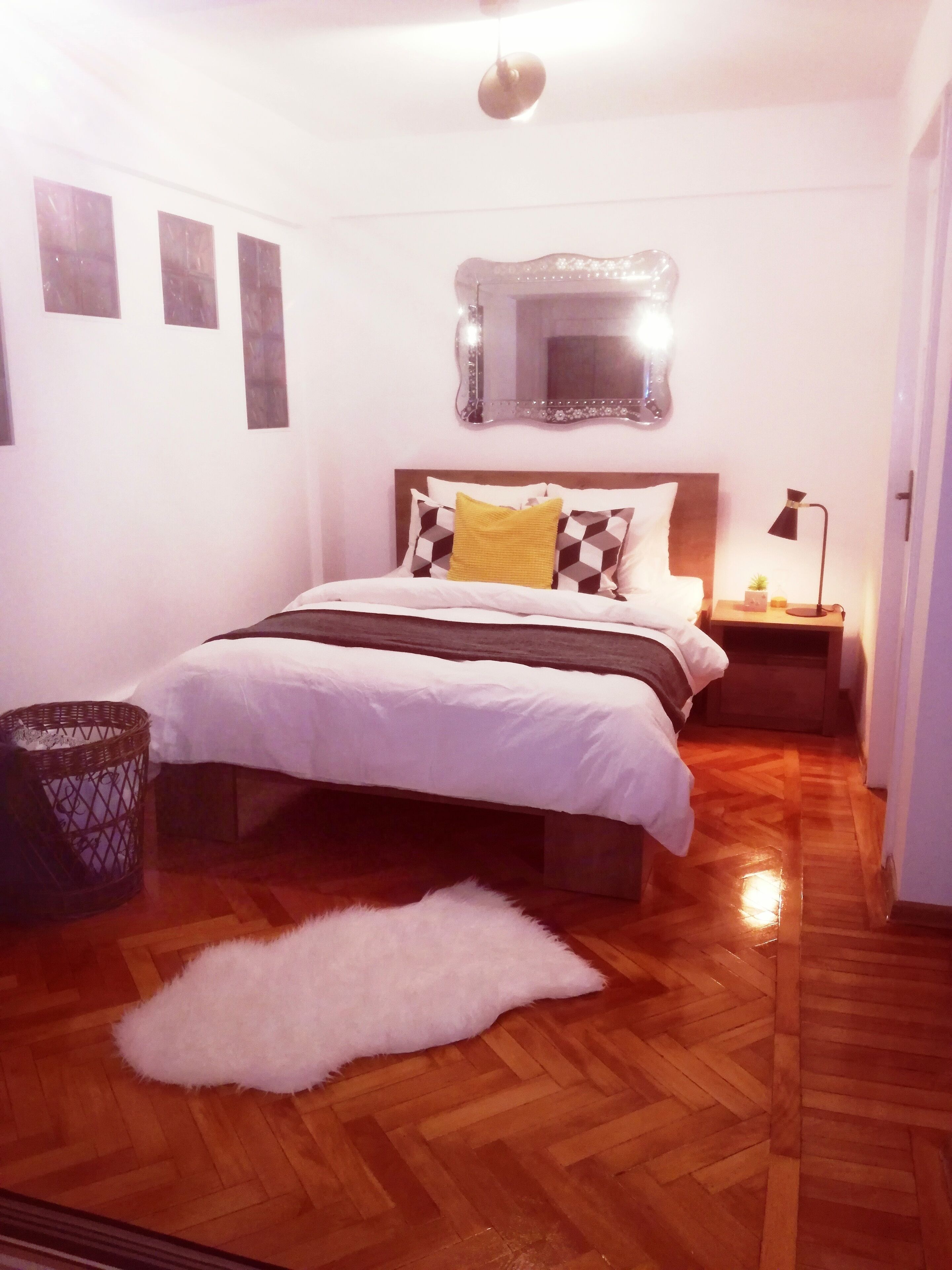 1 camera, ferro/asse da stiro, accesso a Internet, lenzuola