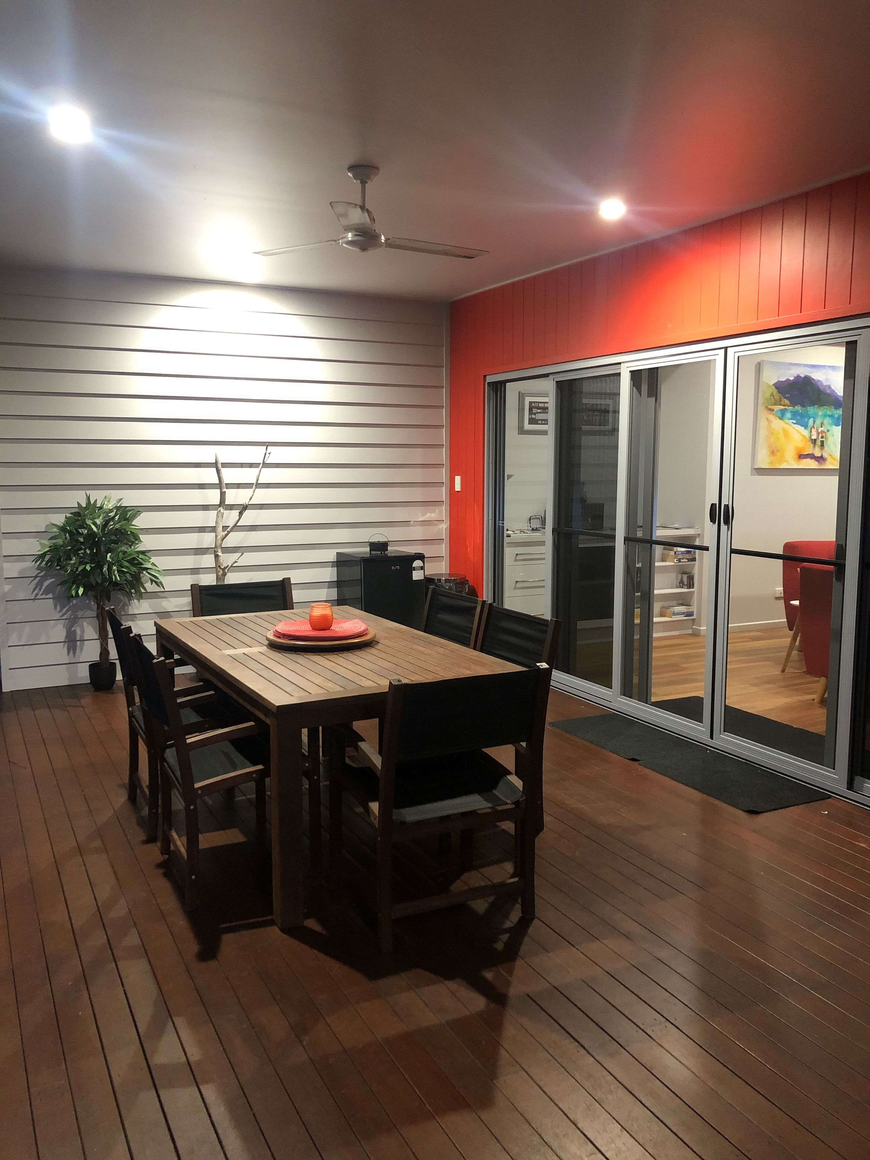 Flame Trees - Hydeaway/Hideaway Bay — image 14