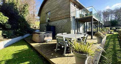 Belle maison de vacances avec bain Ă remous, Ă quelques pas de la plage de Talland ...