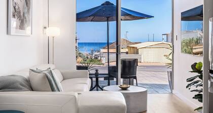 Steps to the sand | Belle Vista 2 Apartment Seacliff