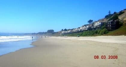 Big and Bright, Steps to Sand, Ocean Views, and Sleeps 8+