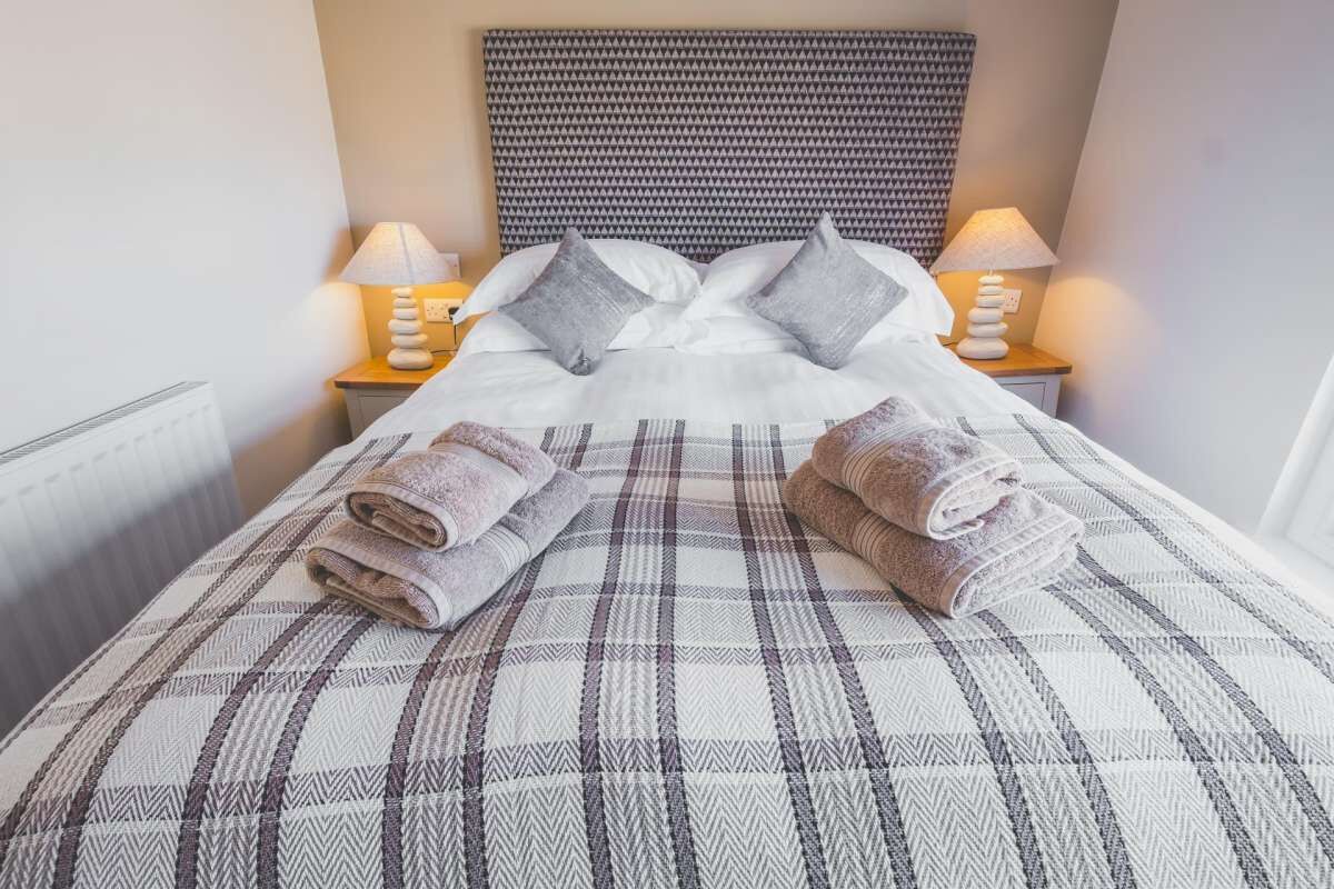 Blackout curtains, soundproofing, iron/ironing board, free WiFi