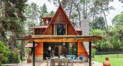 Cozy Avandaro Cabin: Nature & Great Family Space