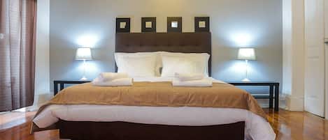 3 habitaciones, tabla de planchar con plancha y wifi gratis
