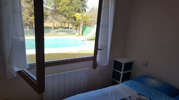 4 Schlafzimmer, Bügeleisen/Bügelbrett, kostenloses WLAN, Bettwäsche