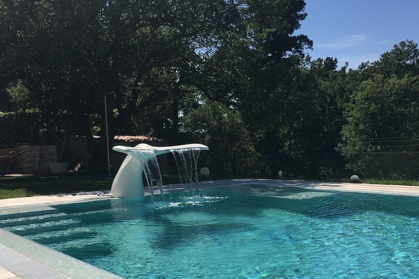 Piscine extérieure, piscine chauffée