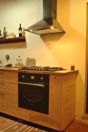 Frigorífic, forn, placa de cuina i rentaplats 