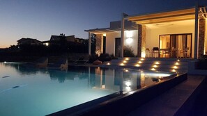 Piscine extérieure, piscine chauffée