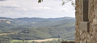 Schöne Villa mit spektakulärer Aussicht in ländlicher Umgebung