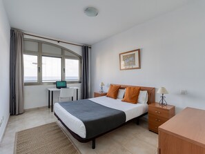 2 camere, ferro/asse da stiro, Wi-Fi gratuito, lenzuola