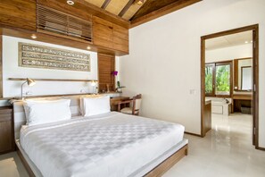 3 bedrooms, desk, travel cot, free WiFi