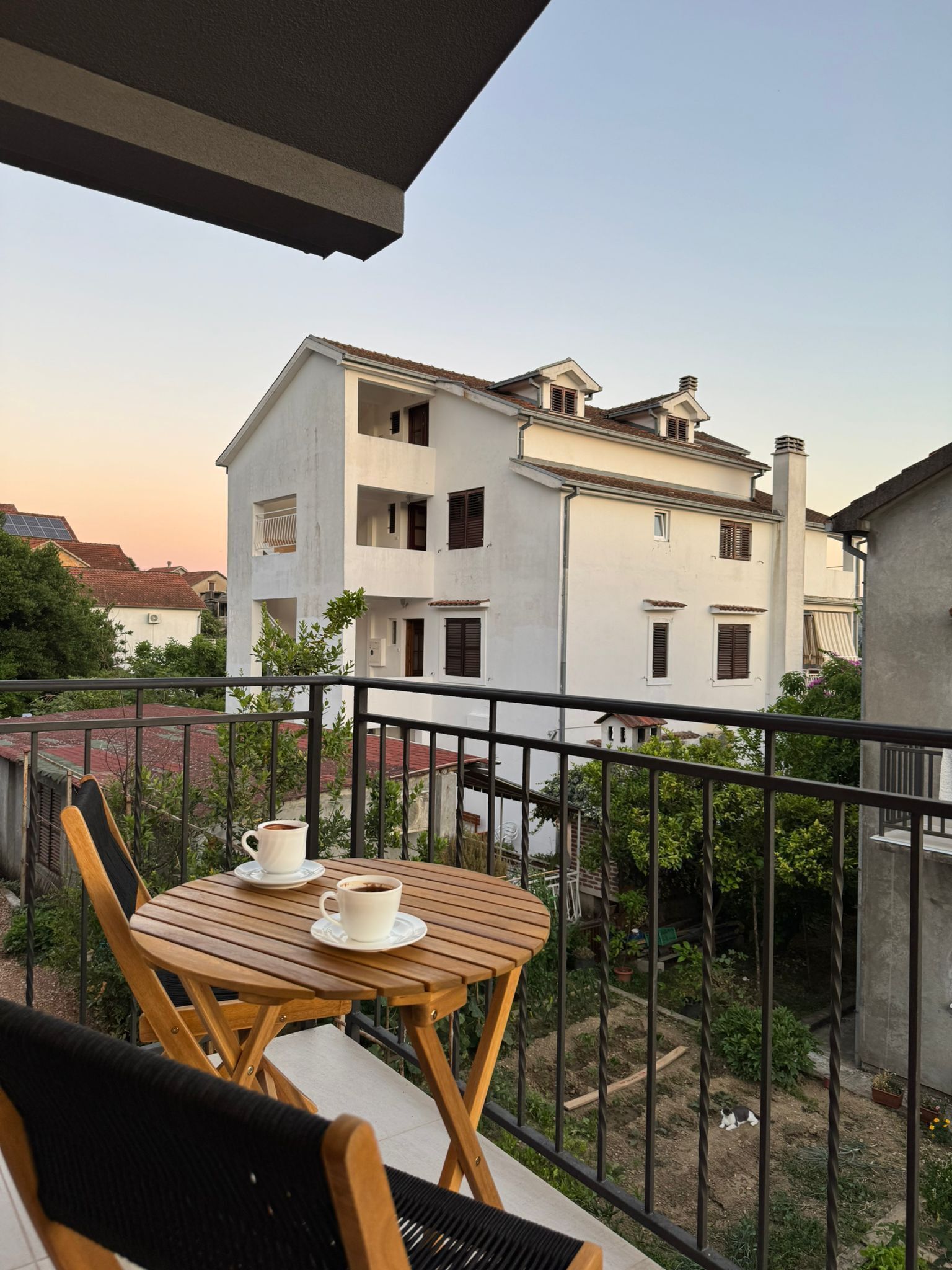 Appartement Confort, balcon, vue partielle sur la mer | Terrasse/Patio