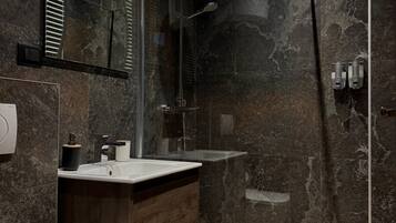 Comfort Apartment, Balcony, Partial Sea View | Bathroom