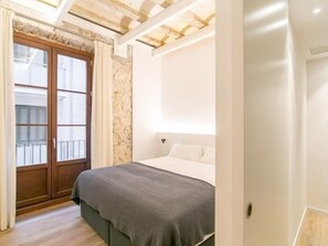 1 chambre, fer et planche Ă repasser, accĂšs Internet, draps fournis