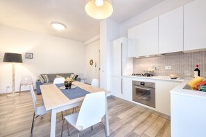 Interior - Polo Universitario, a modern house near the University of Florence by Mmega (Firenze)