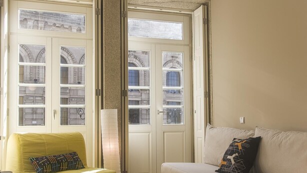 TV - Cardosas Stylish Apartment (N11) (Oporto)