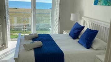 2 slaapkamers, een bureau, geluiddichte muren