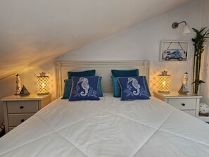 3 chambres, fer et planche à repasser, lit de bébé portatif