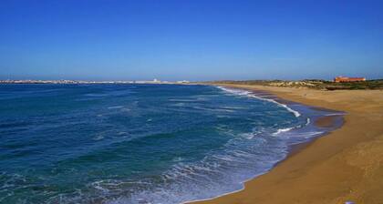 Family house with pool by the beach