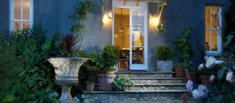 Dartmoor Country House med stor hage, badestamp, spillrom. Soveplass til 9. Devon.