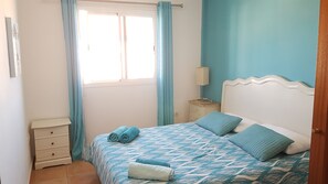 3 soverom, strykejern/-brett, reiseseng for barn og wi-fi (inkludert)