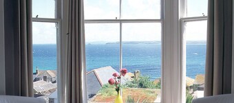 Stunning views from a beautiful spacious house close to beach and town