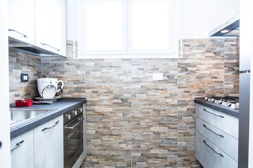 GRU HOUSE - COMFORT AND FUNCTIONALITY 'TWO STEPS FROM TURIN