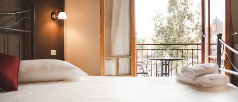 1 habitación, escritorio, cortinas blackout y sistema de insonorización