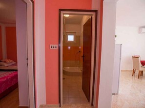 2 bedrooms, free WiFi